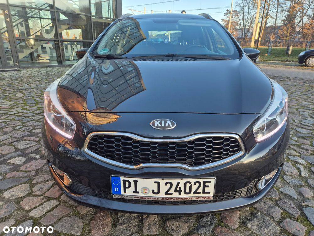 Kia Ceed 1.6 GDI Dream-Team Edition - 9