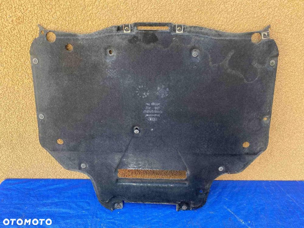 AUDI Q7 4M 4M0825236Q OSŁONA POD SKRZYNIE BIEGÓW PŁYTA PODWOZIA ORYGINAŁ