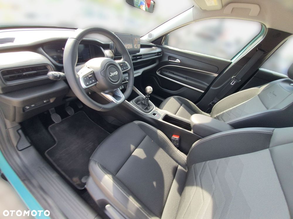 Jeep Avenger 1.2 GSE T3 Altitude FWD - 28