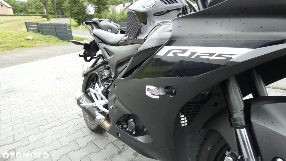Yamaha YZF - 18