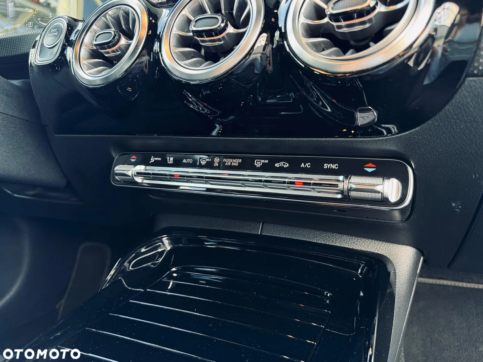 Mercedes-Benz Klasa A 35 AMG 4-Matic 7G-DCT - 29