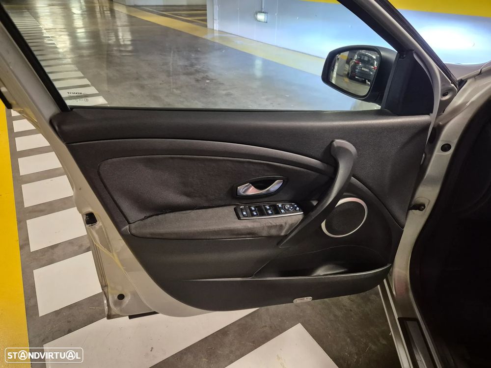 Renault Mégane Sport Tourer 1.5 dCi Dynamique - 23