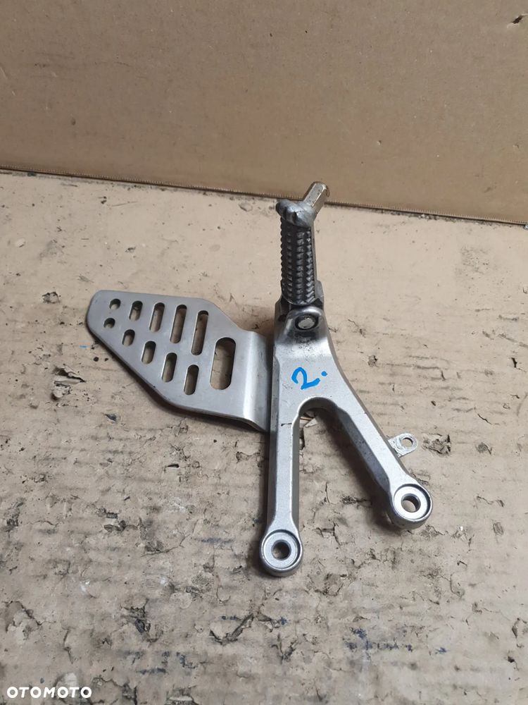 Set stelaż lewy Yamaha R6 RJ11 RJ15 2C0 13S - 2