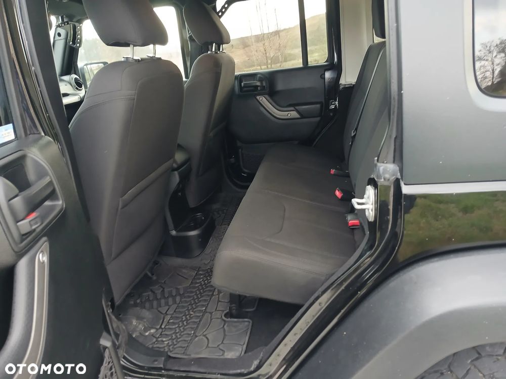 Jeep Wrangler 3.6 Unlim Black Edition II - 13