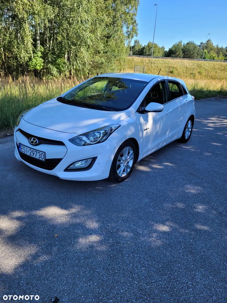 Hyundai i30 blue 1.6 CRDi Classic - 1