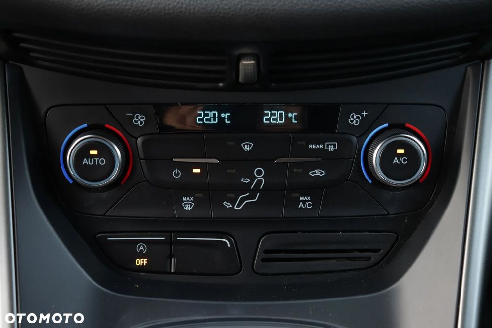 Ford Kuga - 30