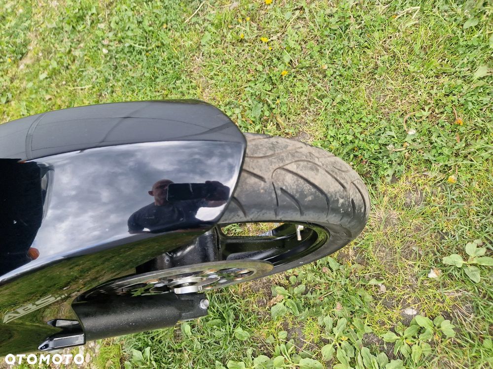 Suzuki V-STROM - 11