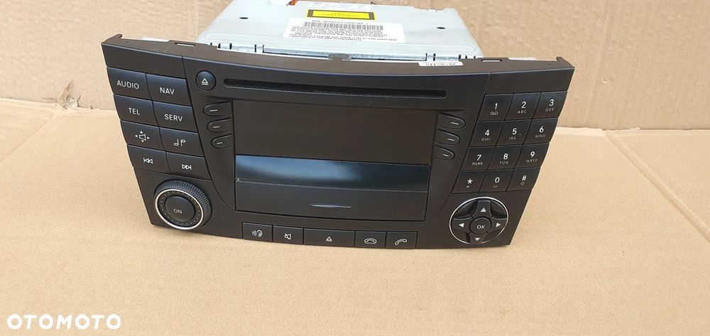 Radio radioodtwarzacz Mercedes E Klasa W211 A2118201079 - 1