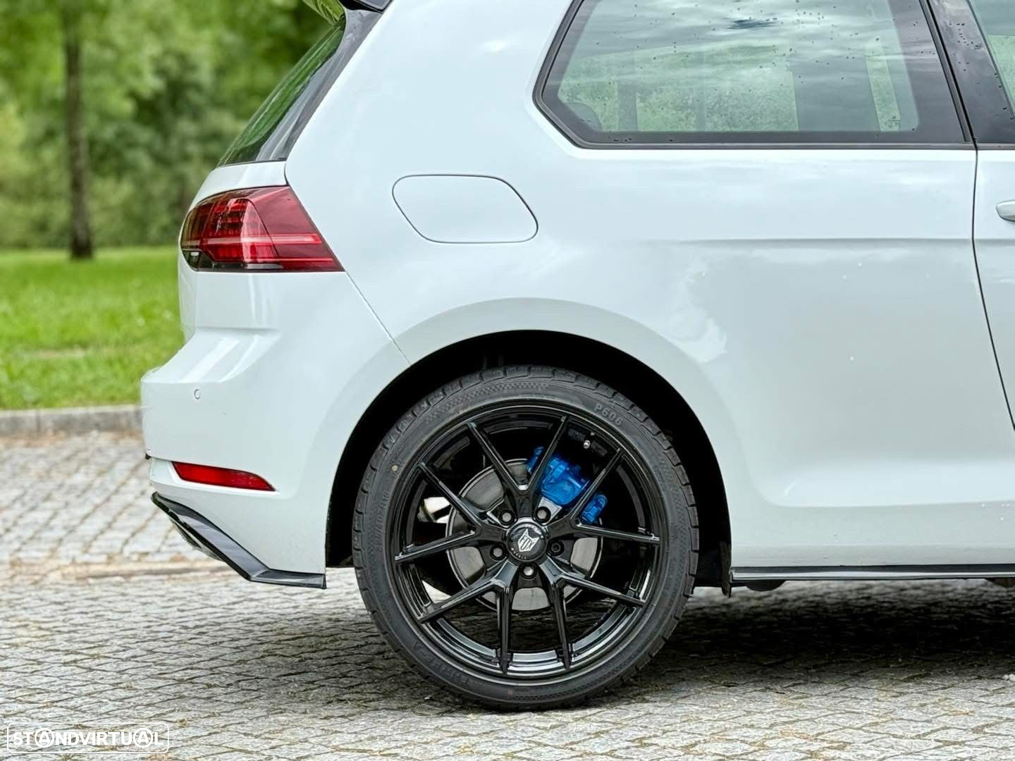 VW Golf - 25