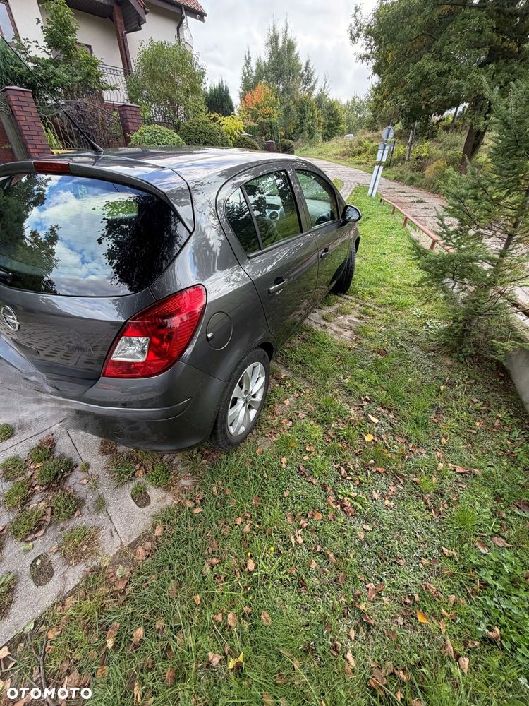 Opel Corsa - 8
