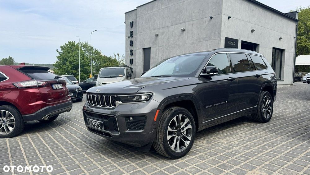 Jeep Grand Cherokee - 1