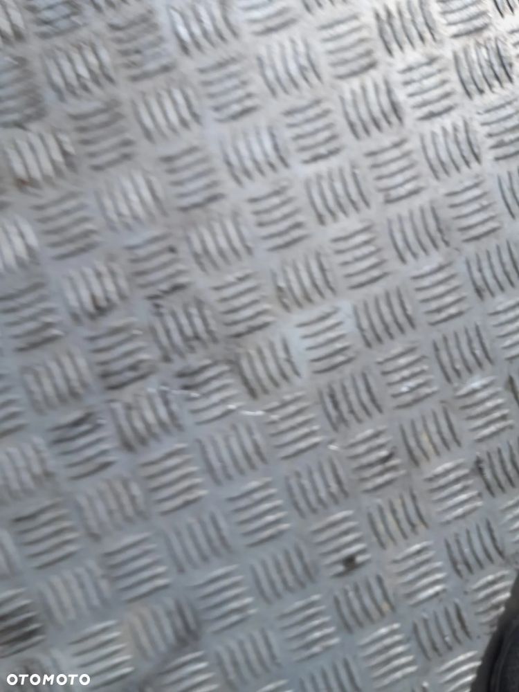 TYLNY STABILIZATOR DRĄŻEK IVECO DAILY III 2.8 504083640 - 2