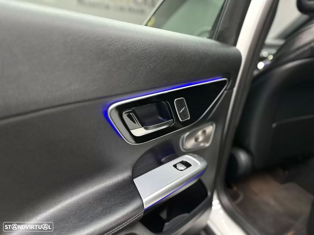 Mercedes-Benz GLC 300 e 4Matic - 40