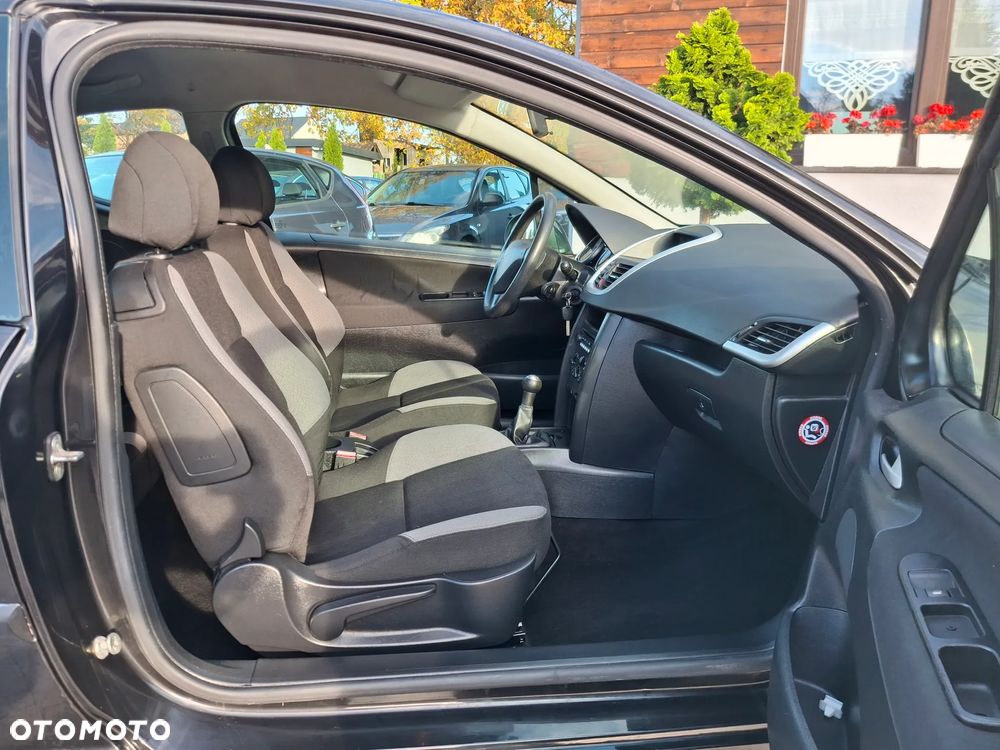 Peugeot 207 90 Sport - 23