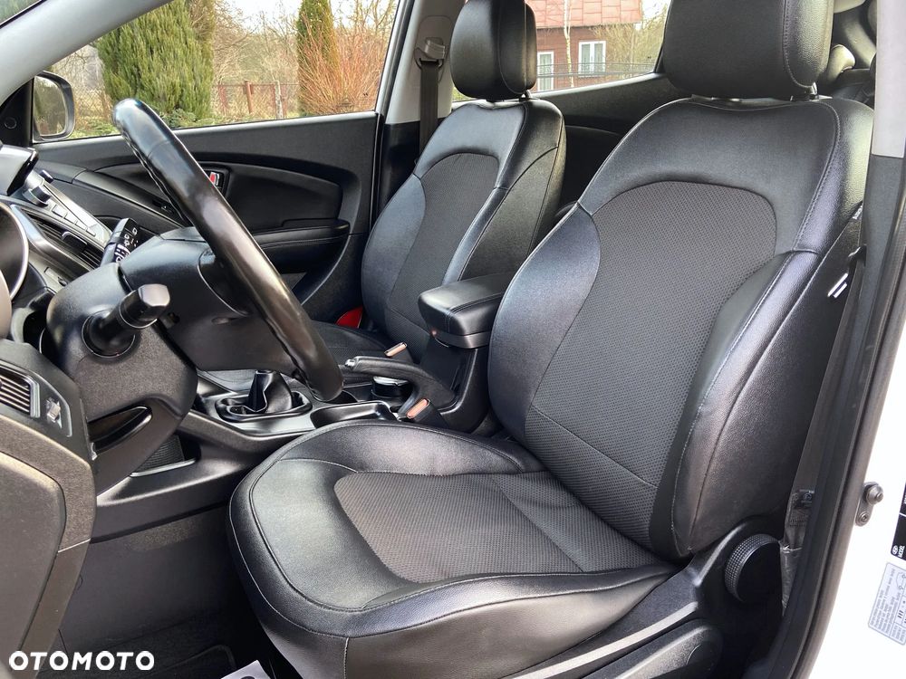 Hyundai ix35 1.7 CRDi Style 2WD - 25