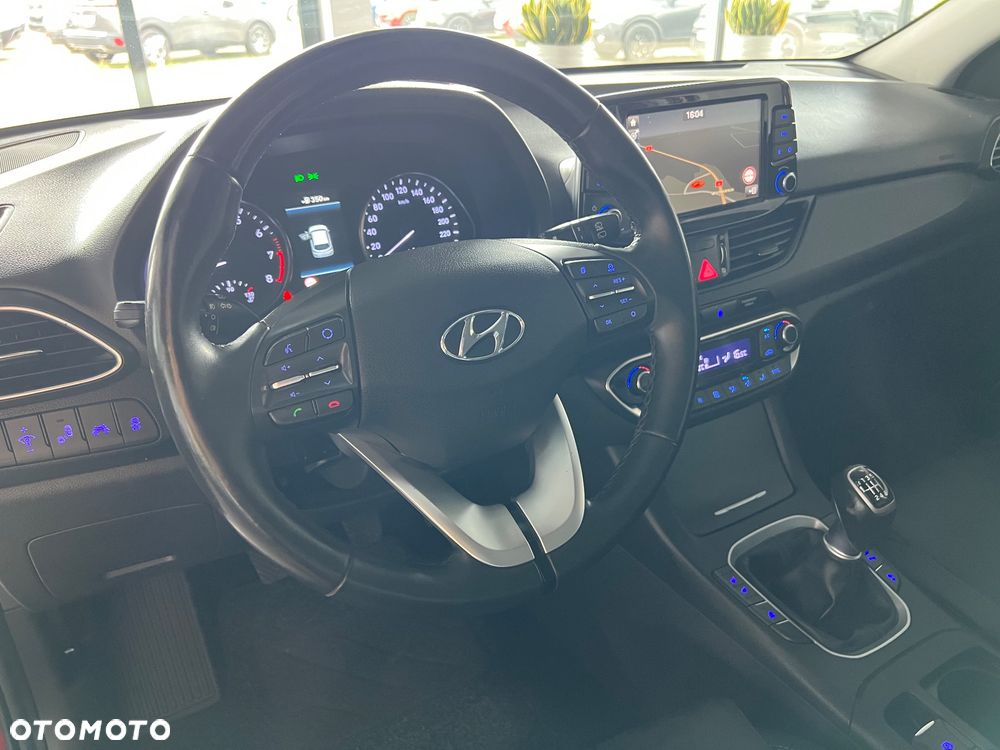 Hyundai i30 - 13