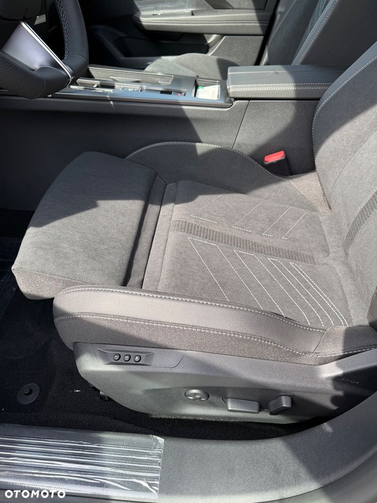 Opel Astra 1.2 T mHEV GS S&S eDTC - 13