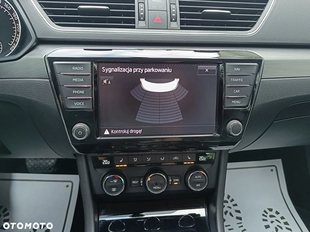 Skoda Superb 1.4 TSI ACT DSG Ambition - 30