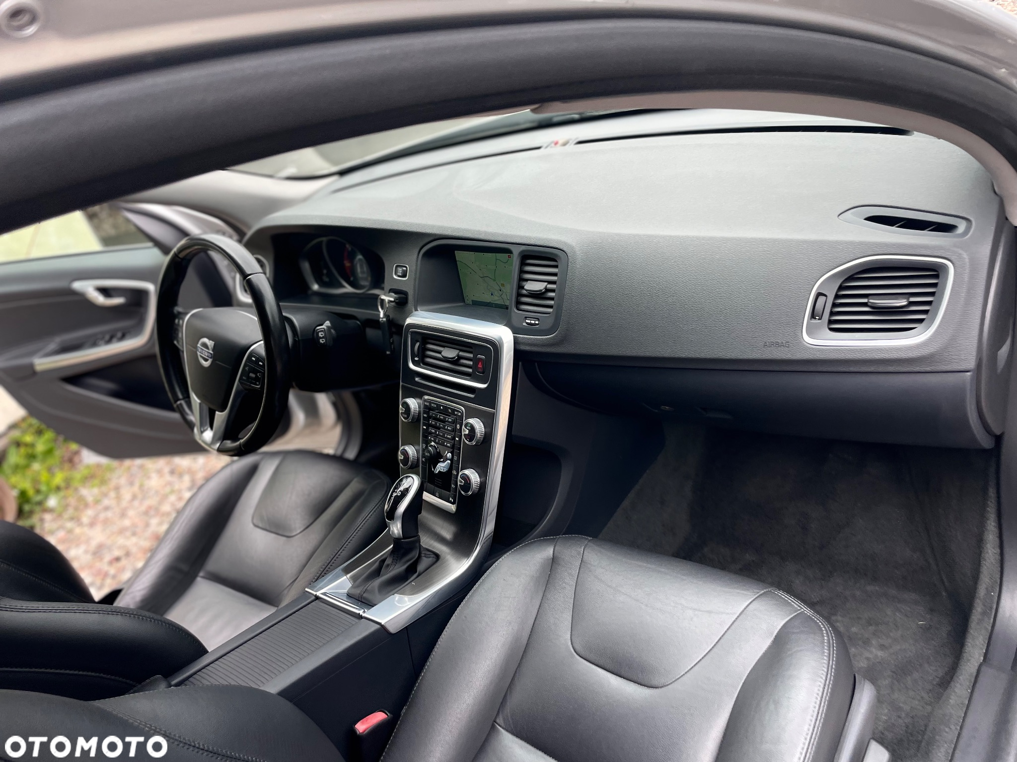 Volvo V60 D3 Geartronic Momentum - 14