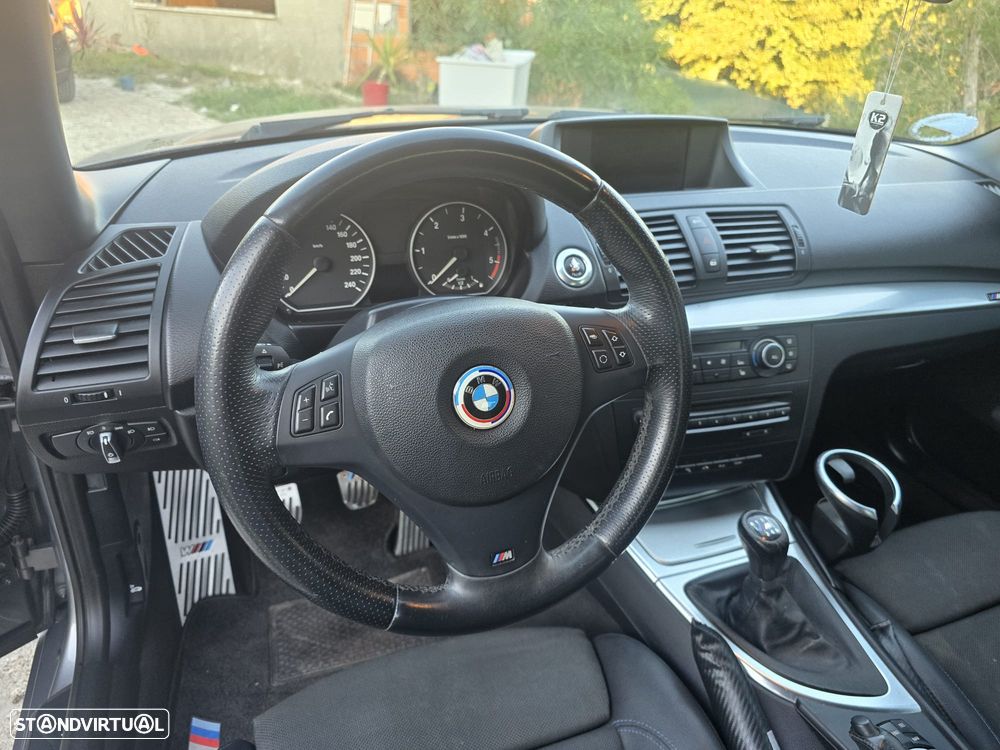 BMW 120 d Cabrio - 11