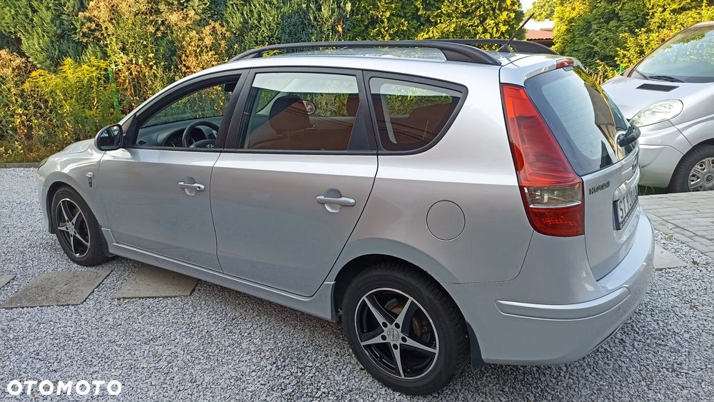Hyundai i30 1.6 CRDi Comfort - 4