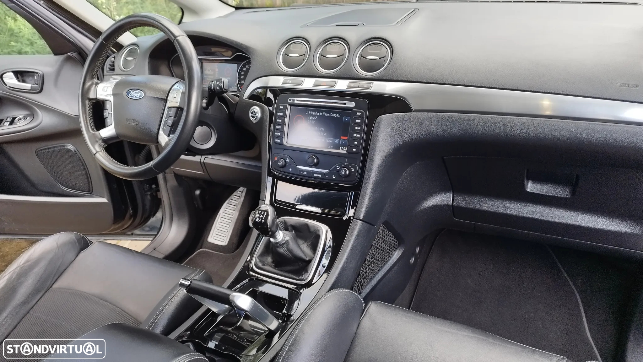 Ford S-Max 2.0 TDCi Titanium 7L 139g - 33