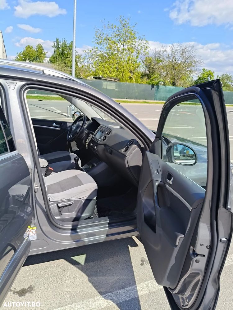 Volkswagen Tiguan - 16