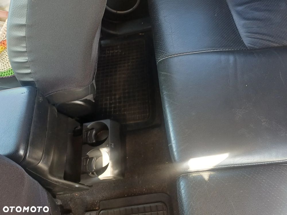 Suzuki Grand Vitara 2.0 - 8