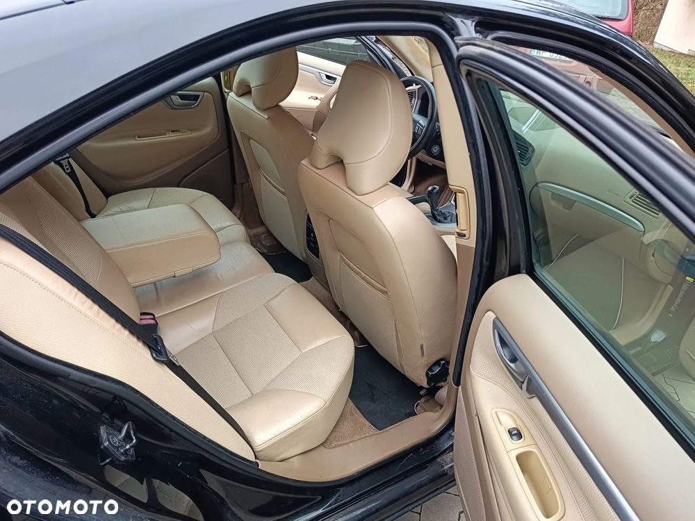 Volvo S60 2.4 Diament - 12