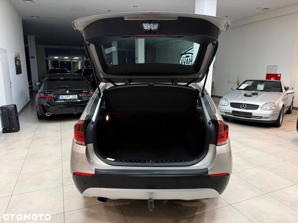 BMW X1 sDrive18i - 40