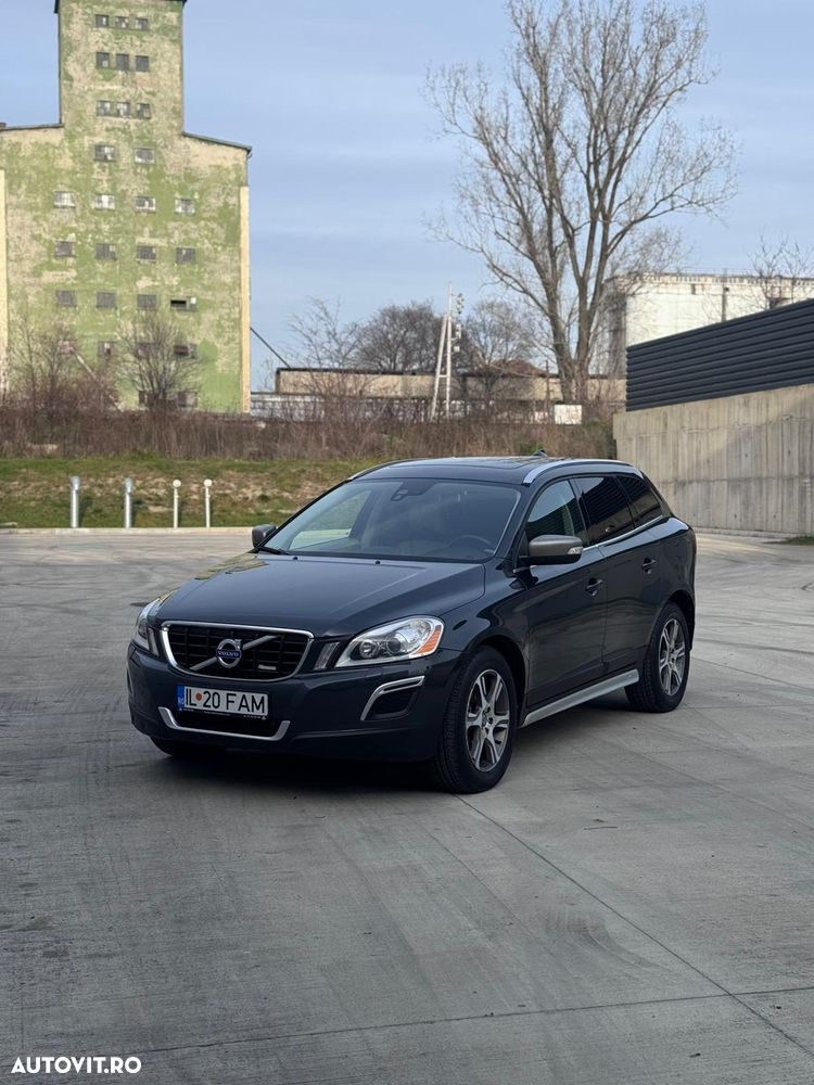 Volvo XC 60 D5 AWD A6 Basic - 1