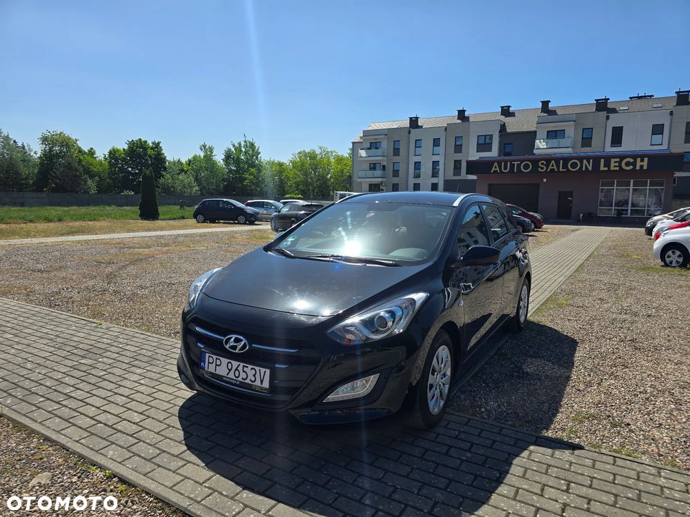 Hyundai i30 blue 1.4 Classic - 1