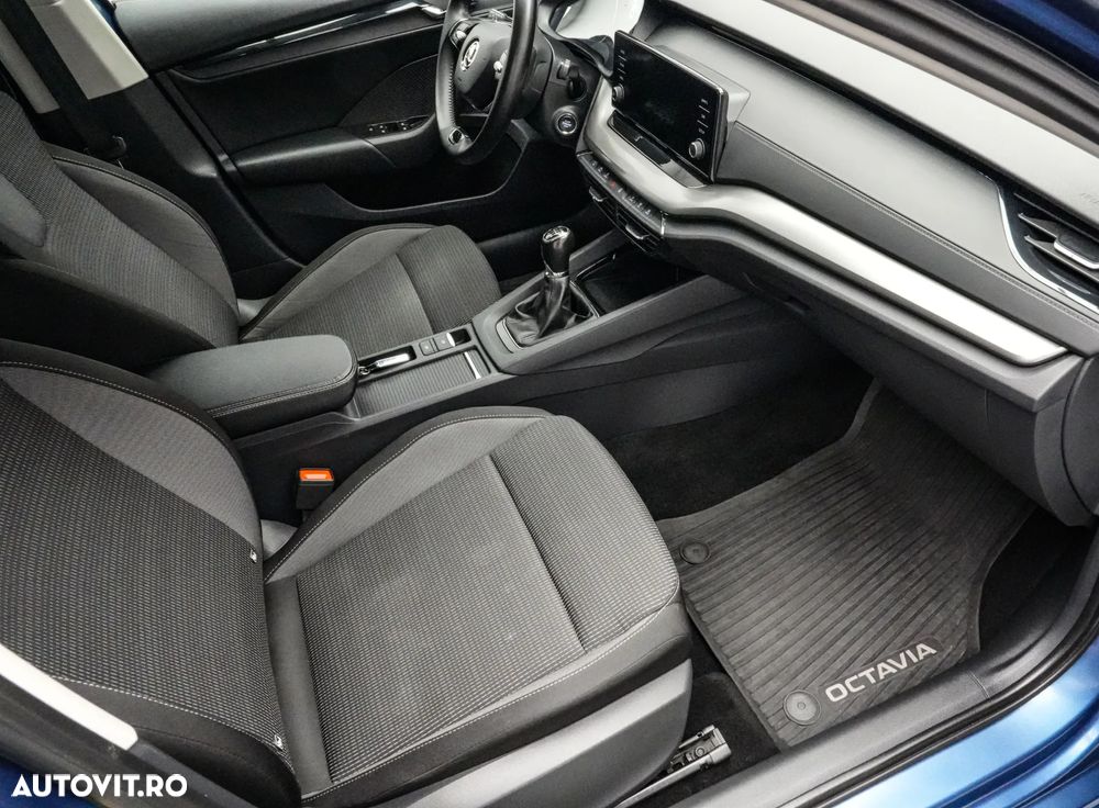 Skoda Octavia 2.0 TDI Style - 13