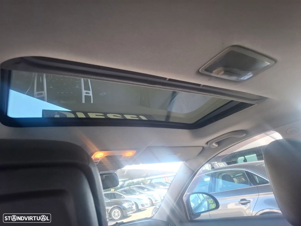 Kia Ceed SW 1.6 CRDi LX - 13