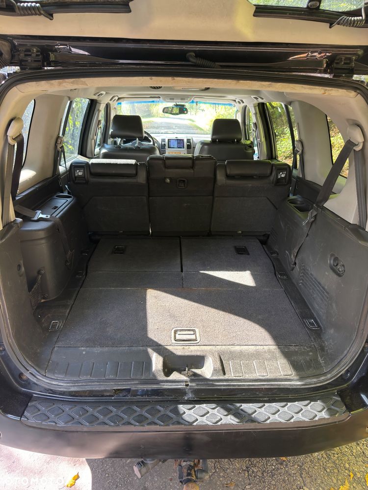 Nissan Pathfinder 2.5 DCi Elegance / LE - 12
