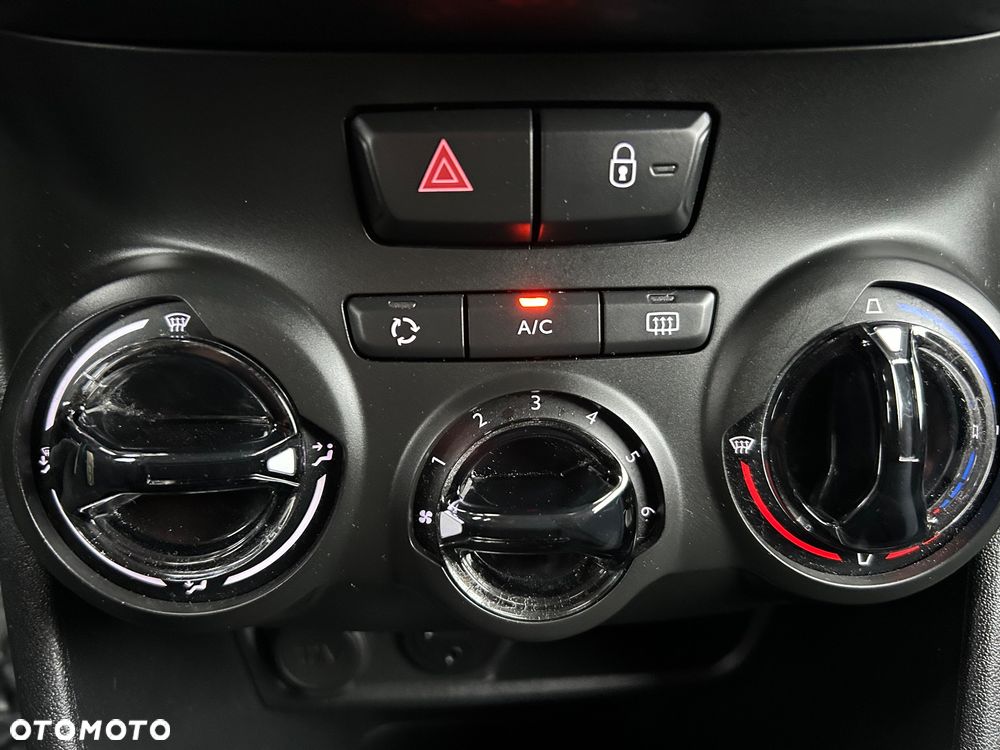 Peugeot 208 PureTech 100 Active Pack - 33