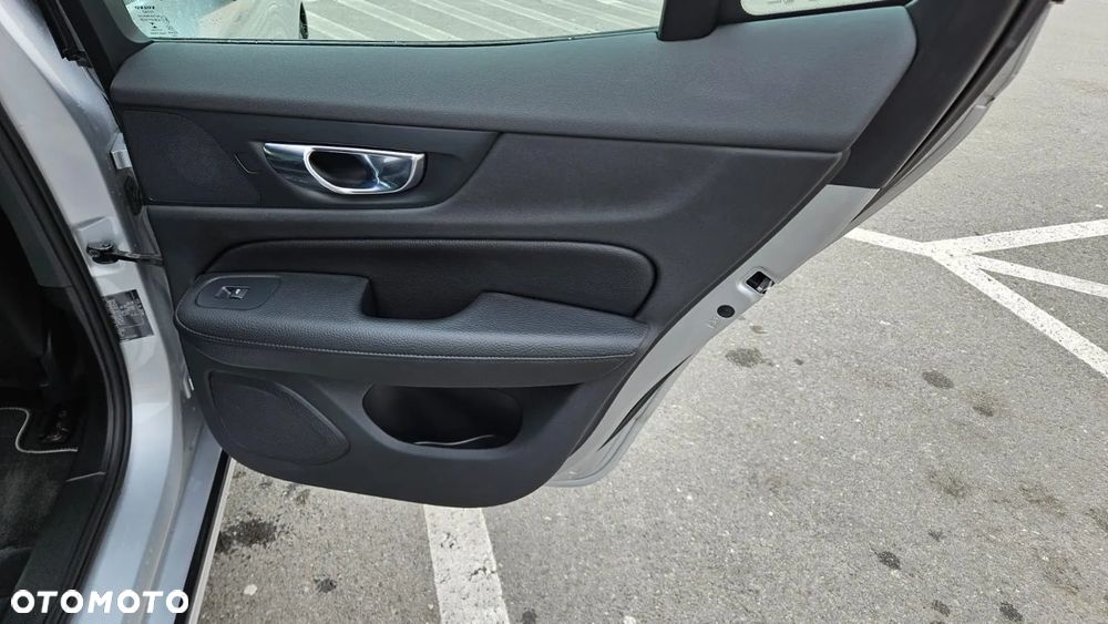 Volvo S60 T4 R-Design First Edition - 16