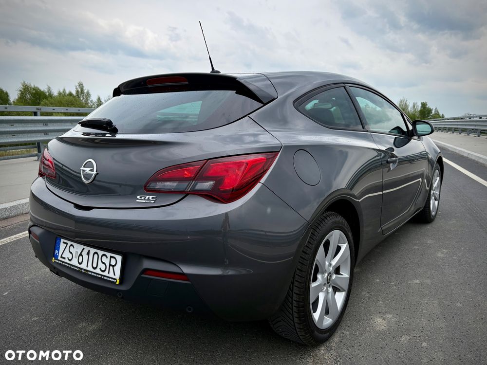 Opel Astra 1.4 Turbo (ecoFLEX) Start/Stop - 10