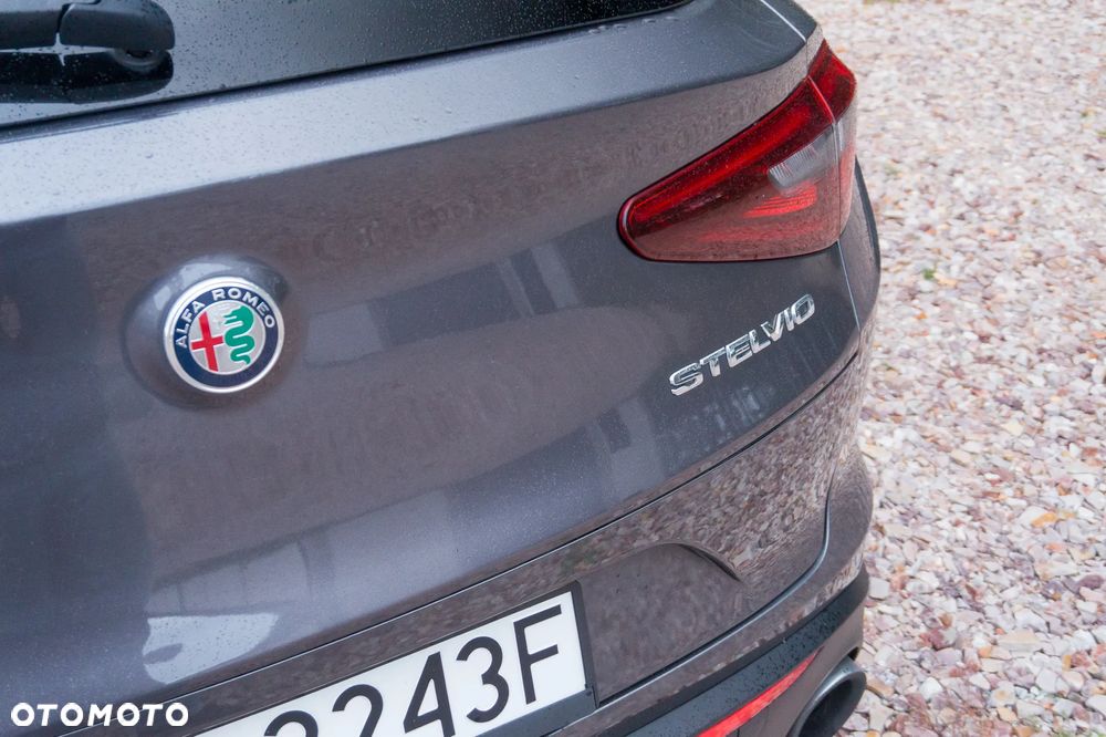 Alfa Romeo Stelvio 2.0 Turbo First Edition Q4 - 16