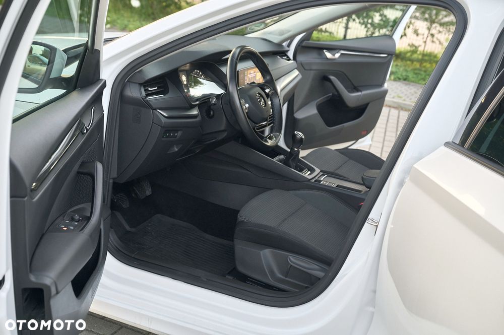 Skoda Octavia 2.0 TDI Ambition - 19