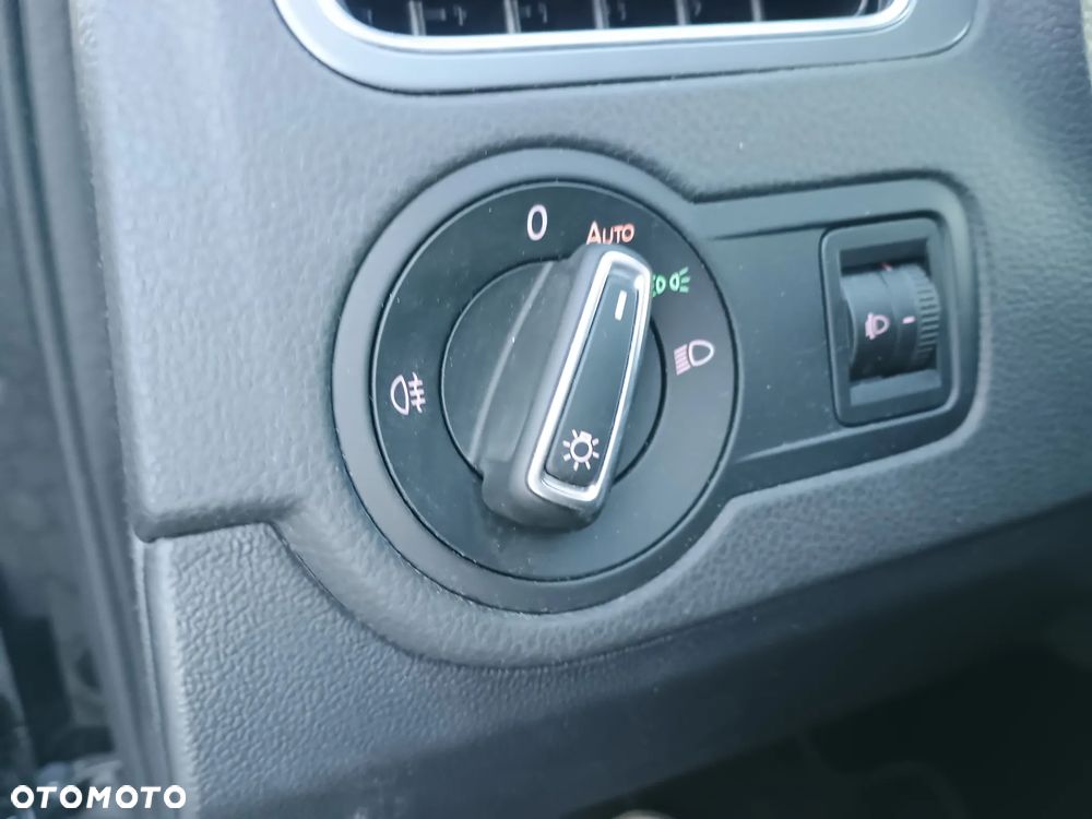 Volkswagen Polo 1.2 TSI Blue Motion Technology Allstar - 29