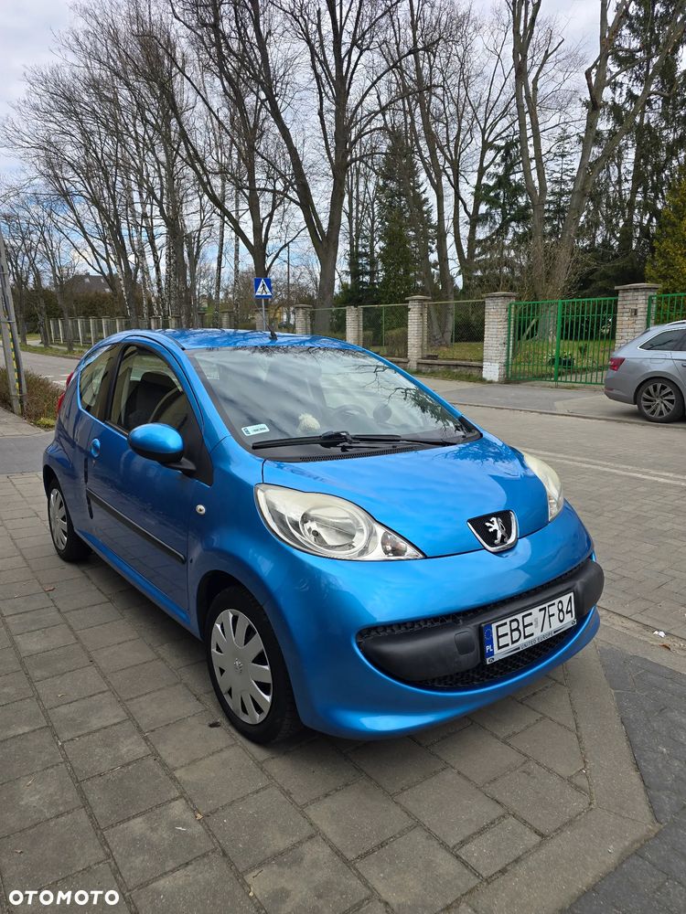 Peugeot 107 1.0 Trendy - 1
