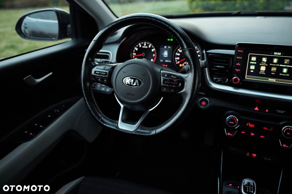 Kia Stonic - 28