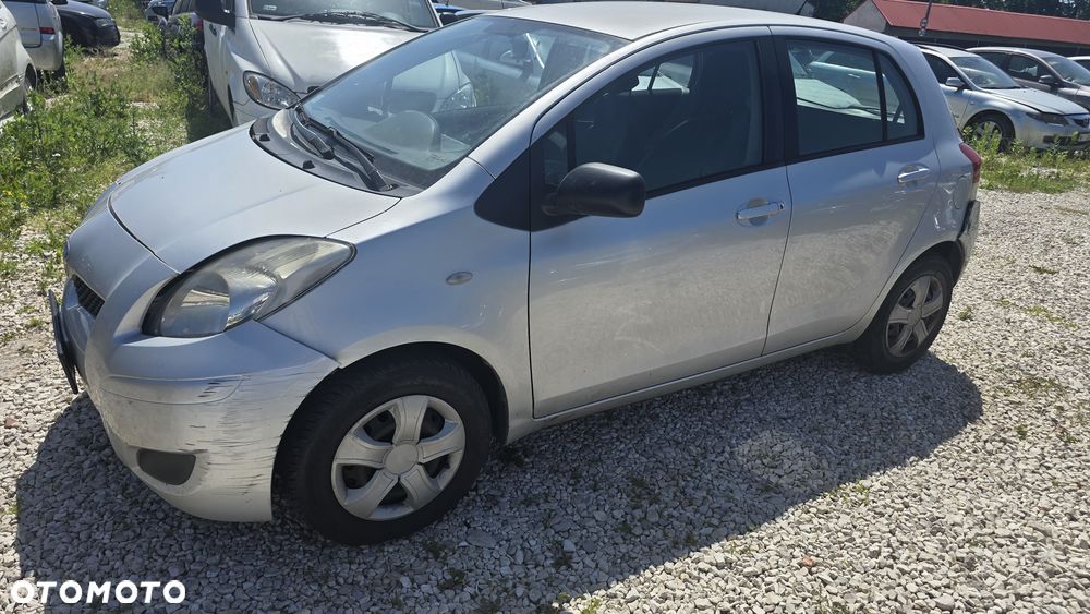 Toyota Yaris 1.0 Luna - 1