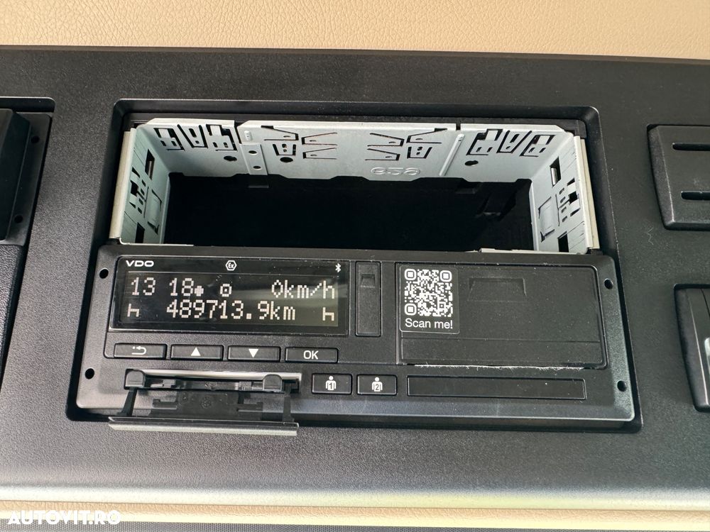 Mercedes-Benz Actros - 11