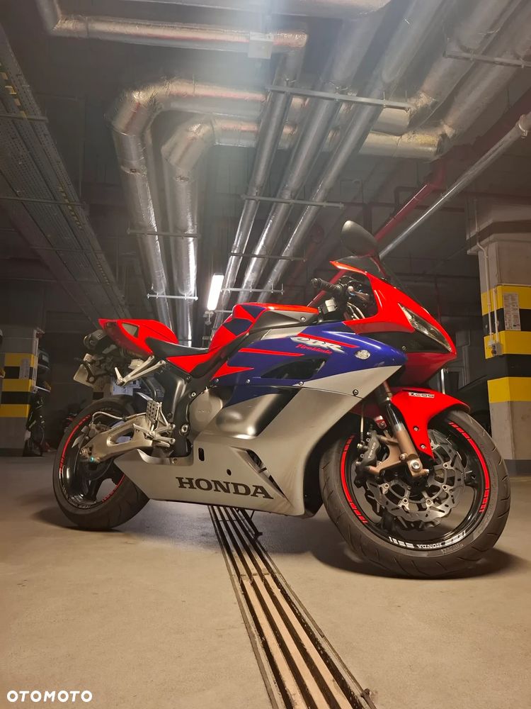 Honda CBR - 2