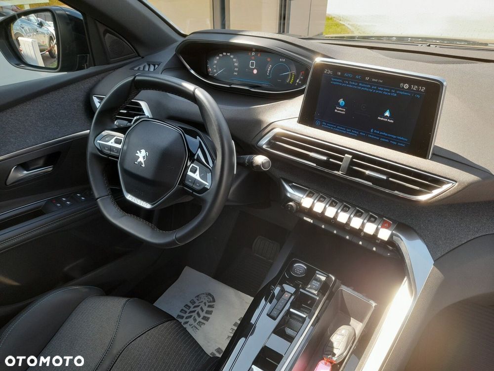 Peugeot 3008 1.2 PureTech mHEV Allure Pack S&S e-DCS6 - 23