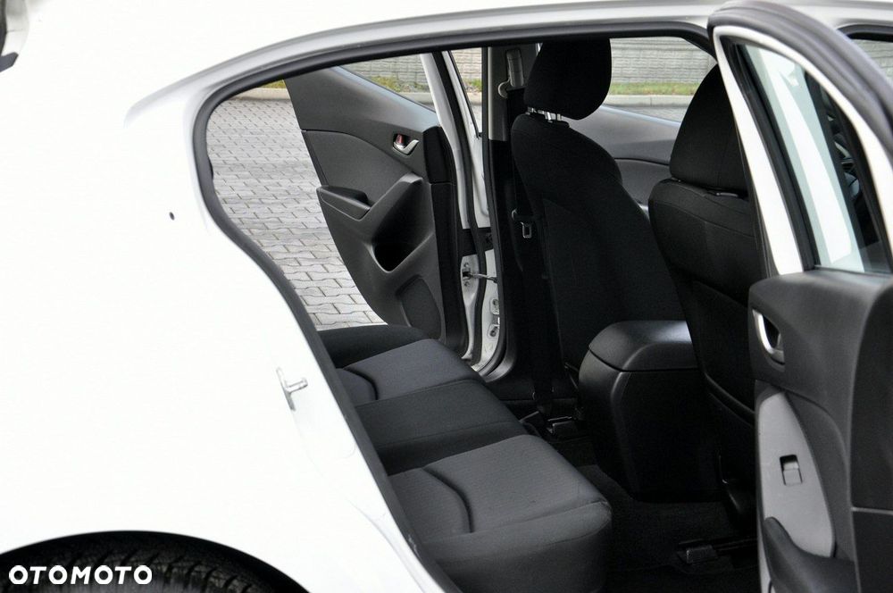 Mazda 3 1.5 Skyenergy - 16