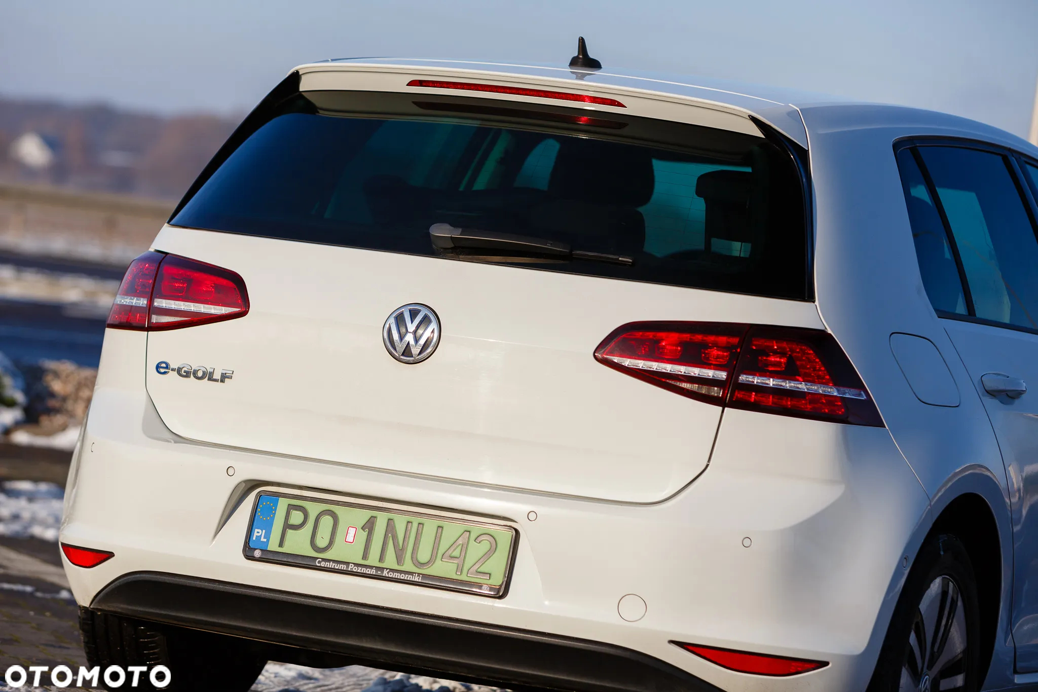 Volkswagen Golf e-Golf - 13