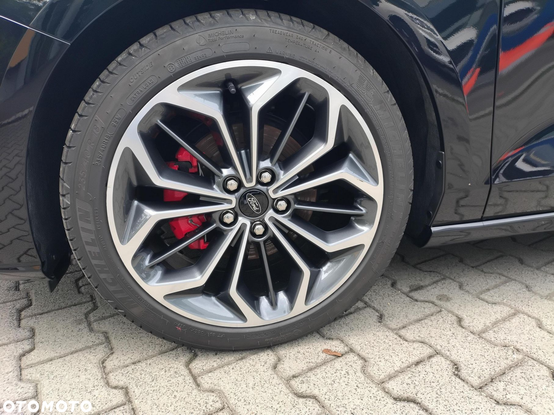 Ford Focus - 13